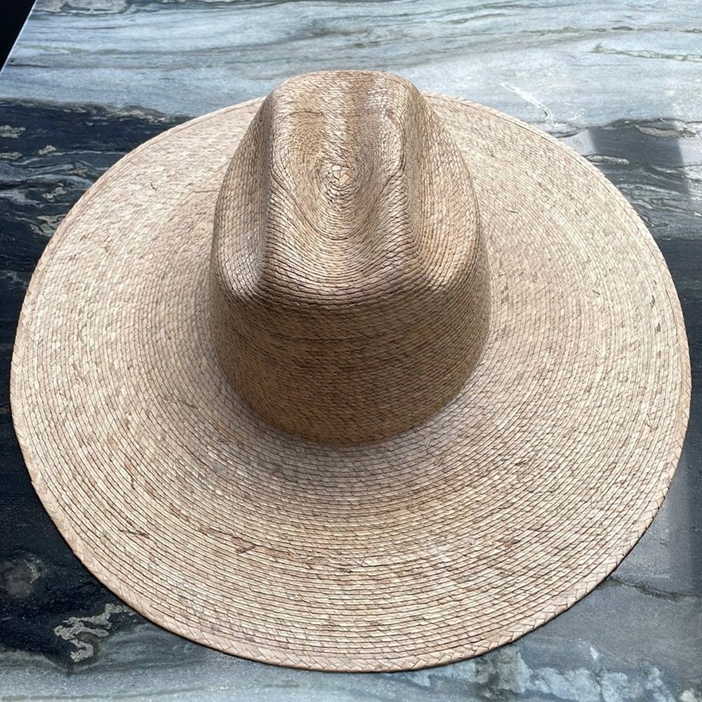 Perfect condition, NWOT lack of colors XL western wide Palma hat